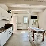 Casa Fiorita Apartamento *
